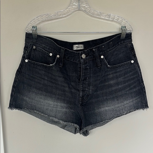 Madewell Black Relaxed Jean Shorts Frayed Hem 31 - Picture 1 of 6